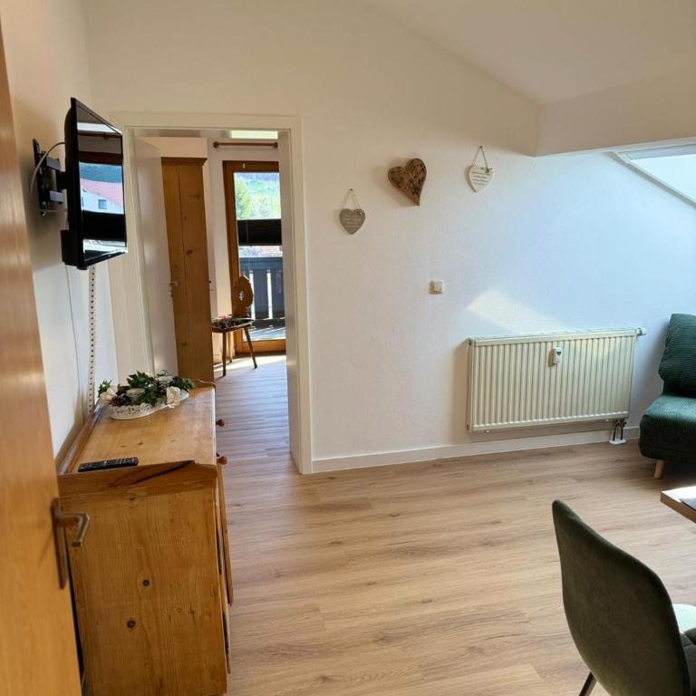 Gästehaus Kling - Familien-Apartment mit 1 Schlafzimmer - 11