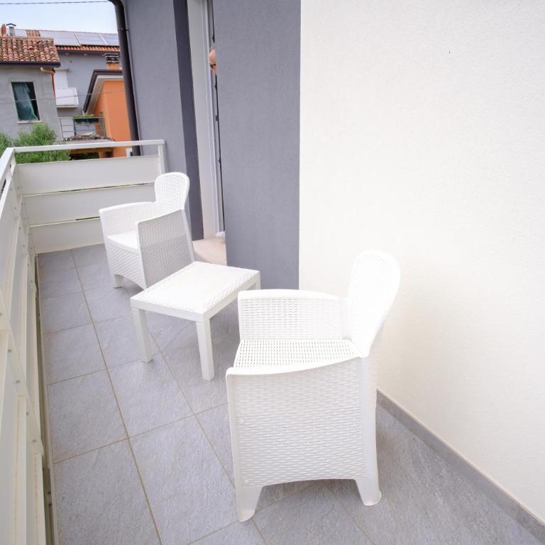 Appartamento Business Duplex 95mq - Doppia Terrazza XXL - 2 bagni - Check-in Codice - Appartamento su 2 Livelli - 45