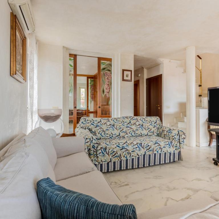 GuestHost - Villa Tina! - Villa - 11
