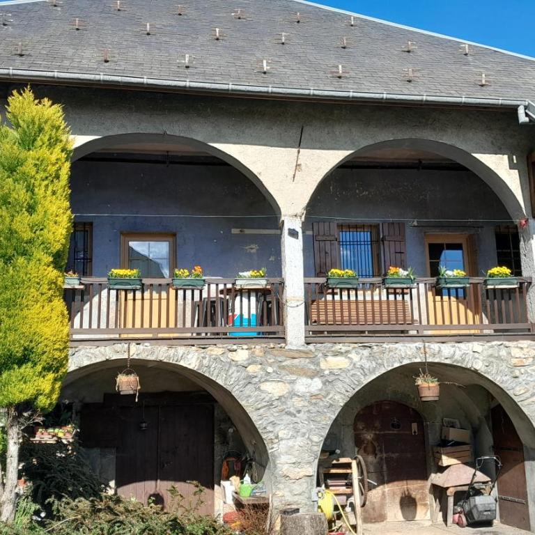 Hery's - Two-Bedroom House - 3