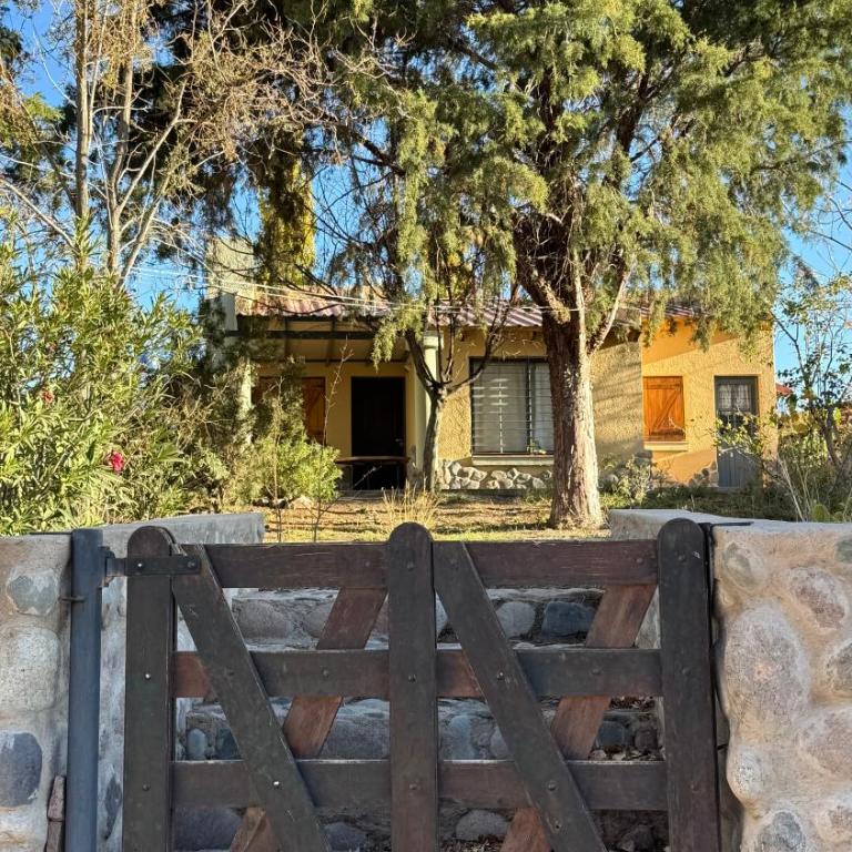 Casa en potrerillos - Three-Bedroom House - 3