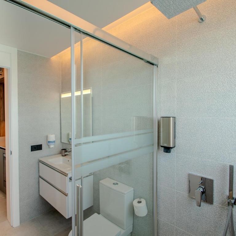 Sea Breeze Suites - Suite Deluxe con vistas al mar - 10