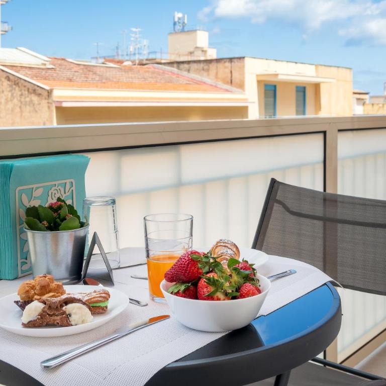 Ciccio Rooms and breakfast - Self check-in - Camera Superior Matrimoniale/Doppia con Letti Singoli con Vista Mare - 9