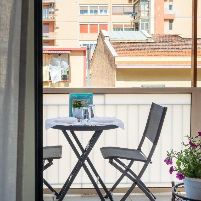 Ciccio Rooms and breakfast - Self check-in - Camera Matrimoniale Deluxe con Balcone e Vista Mare - 9