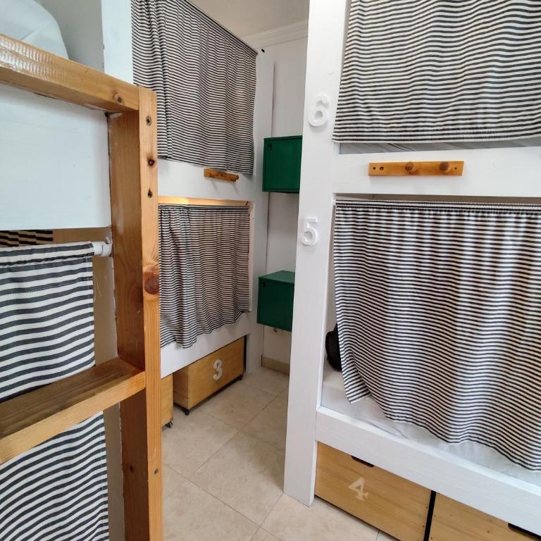 La Ventana Azul Surf Hostel - Cama en habitación compartida de 6 camas - 3