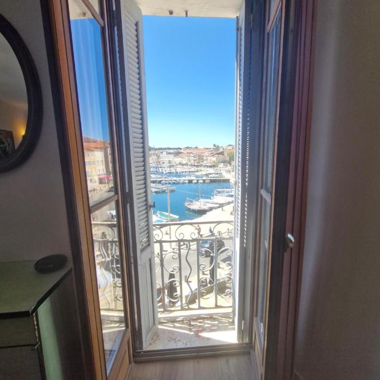 Le Cosy VIP, une vue perchée sur le Vieux Port - Apartamento de 1 dormitorio - 9