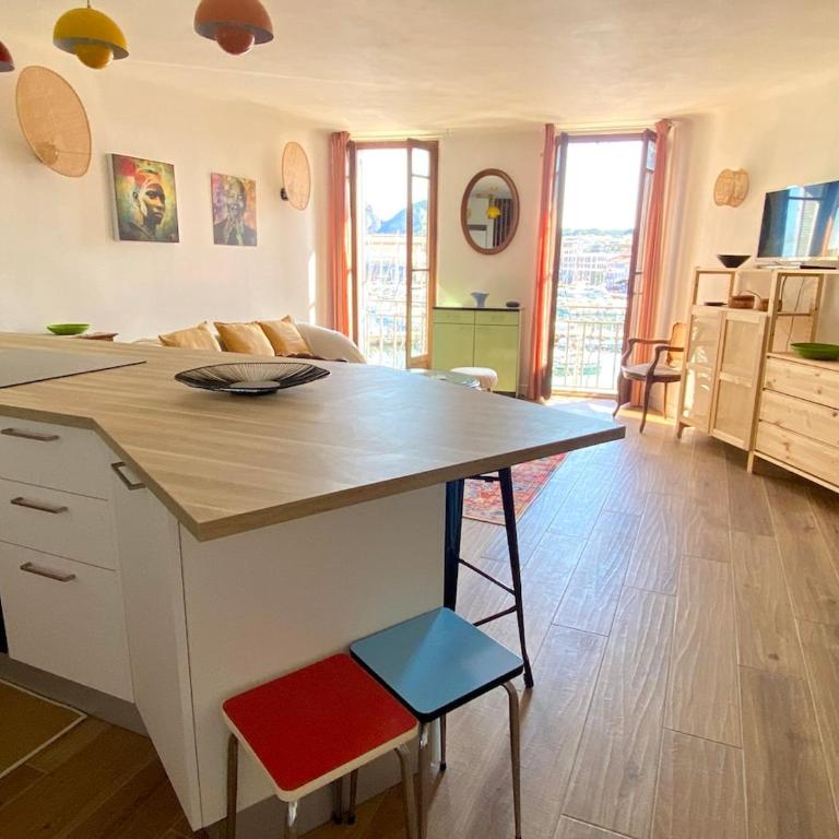 Le Cosy VIP, une vue perchée sur le Vieux Port - Apartamento de 1 dormitorio - 48
