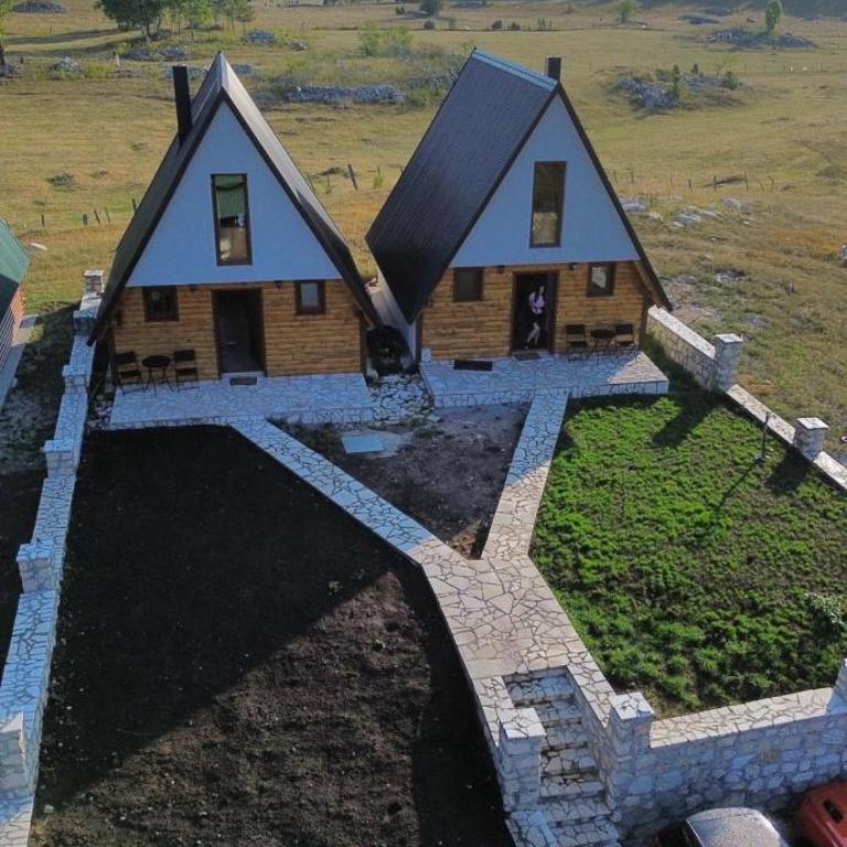 4Seasons Mountain Home 2 - Two-Bedroom House - 15