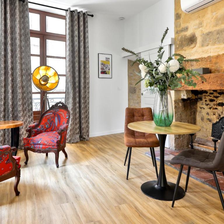 La Villa des Consuls - Gîte de tourisme de charme - One-Bedroom Premium Apartment with Balcony - Cinema theme - 1