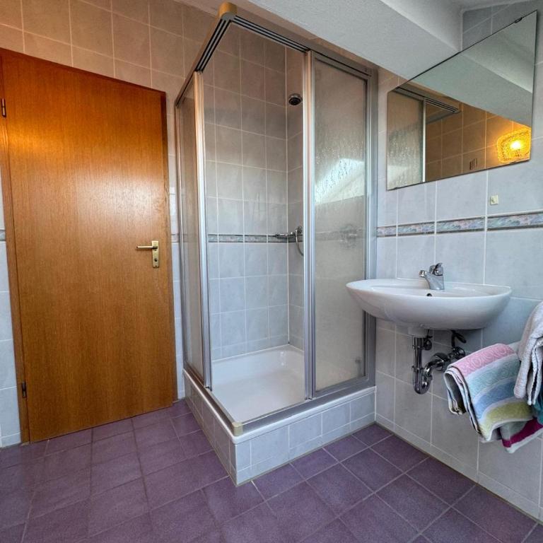 Gästehaus Kling - Apartment mit 1 Schlafzimmer - 12