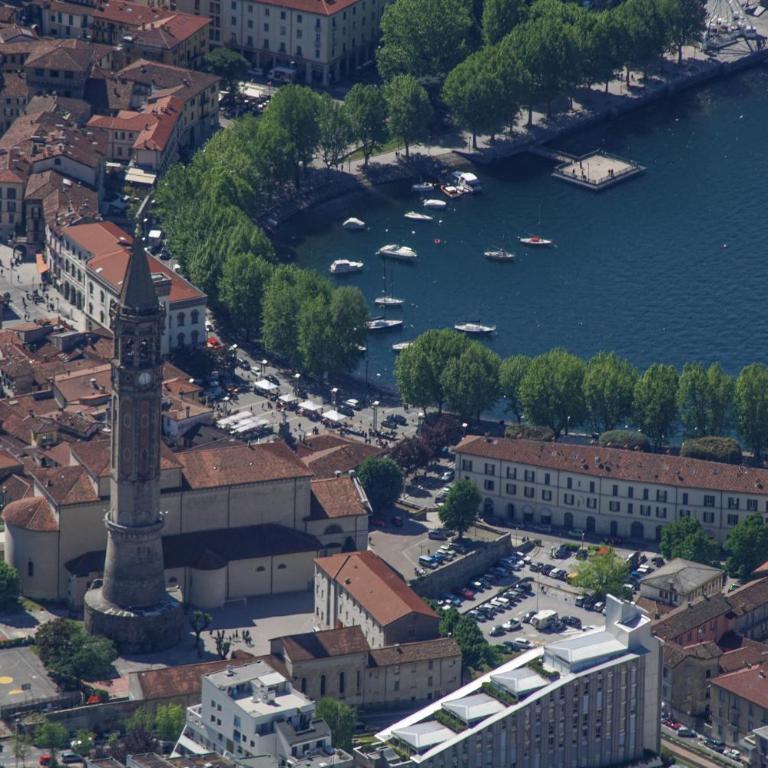Family Haven a roomy and cosy suite just 200 mt from Lake Como with free parking garage! - Appartamento con 2 Camere da Letto - 35