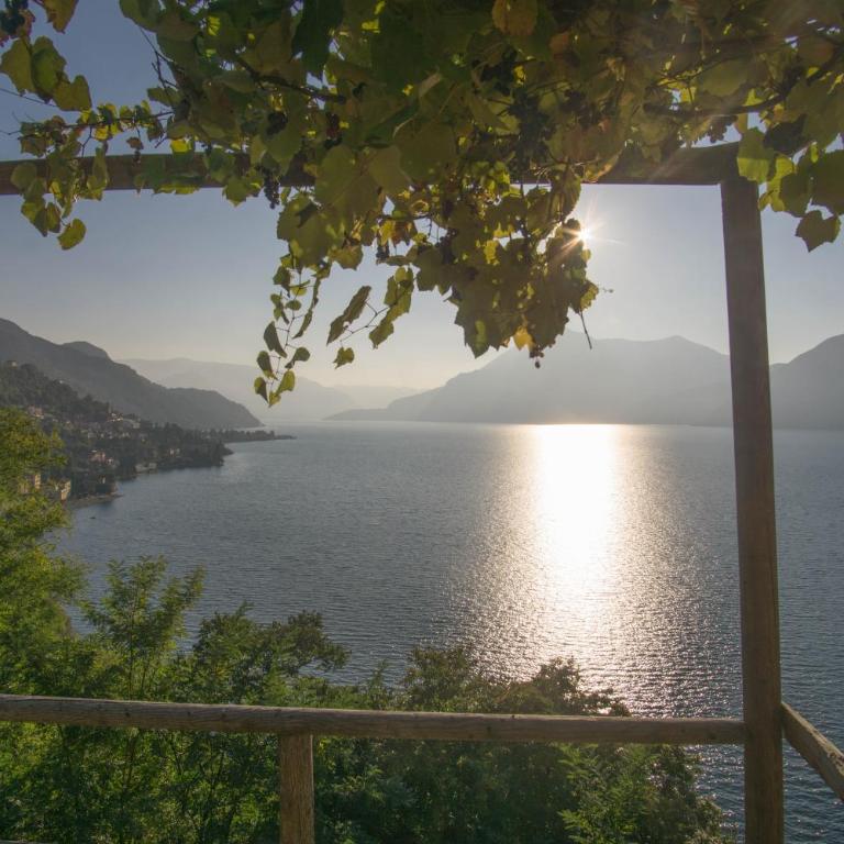 Family Haven a roomy and cosy suite just 200 mt from Lake Como with free parking garage! - Appartamento con 2 Camere da Letto - 41