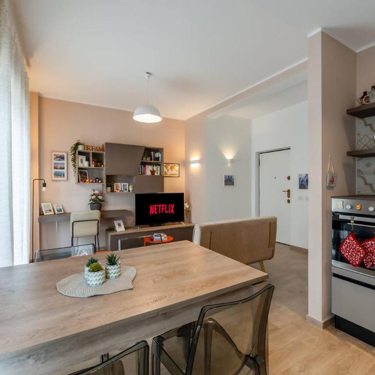 Attico Milano - 2min Metro - Elegante with AC - Appartamento con 2 Camere da Letto - 9