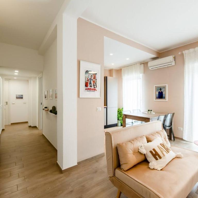 Attico Milano - 2min Metro - Elegante with AC - Appartamento con 2 Camere da Letto - 14