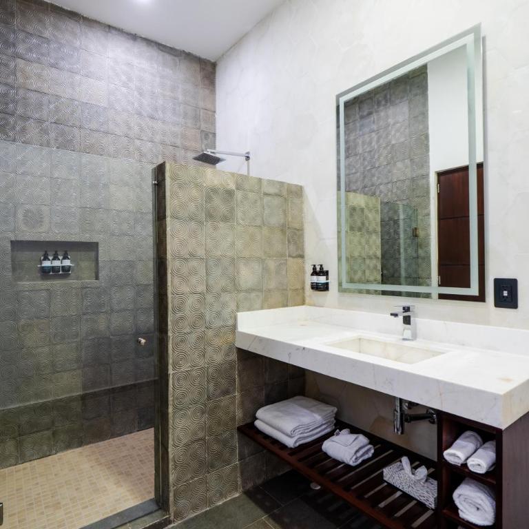 Hotel Miranda Querétaro - Superior Suite - 13