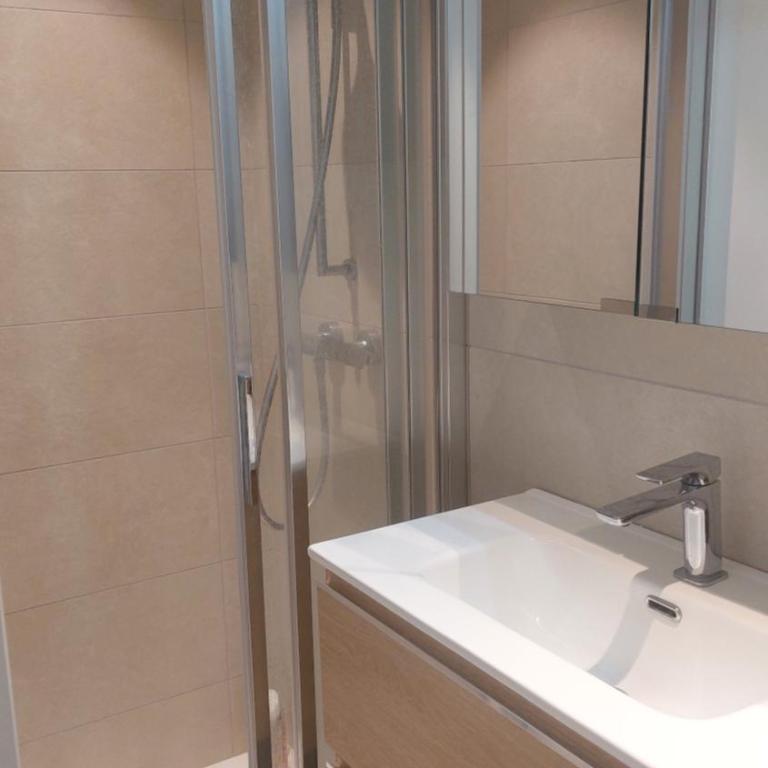 La Soldanelle vue lac et montagnes - Appartement 1 Chambre - Vue sur Lac - 5