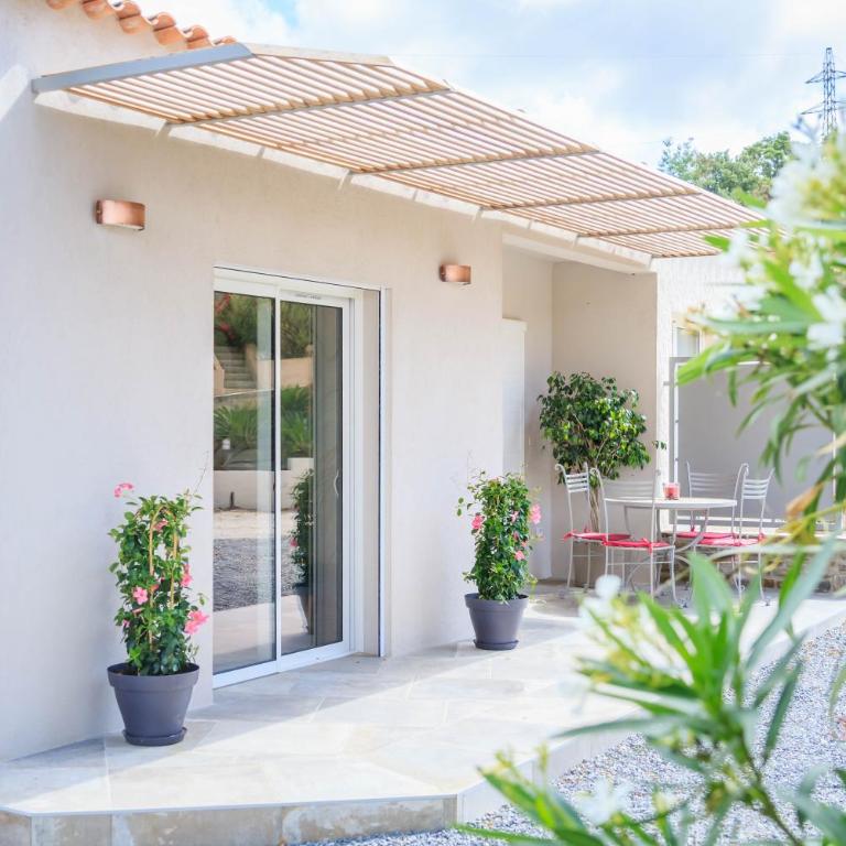 La Villa Nais PADEL&PISCINE -Suites & Appartements - Appartement Deluxe - 6