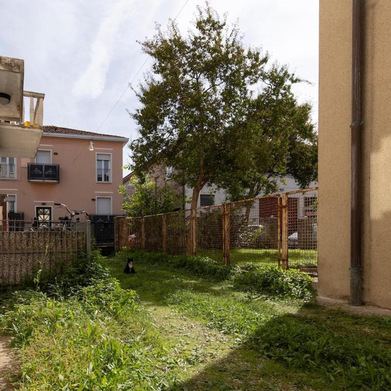 Monolocale - Piano terra - Ingresso indipendente - Appartamento con 1 Camera da Letto - 22
