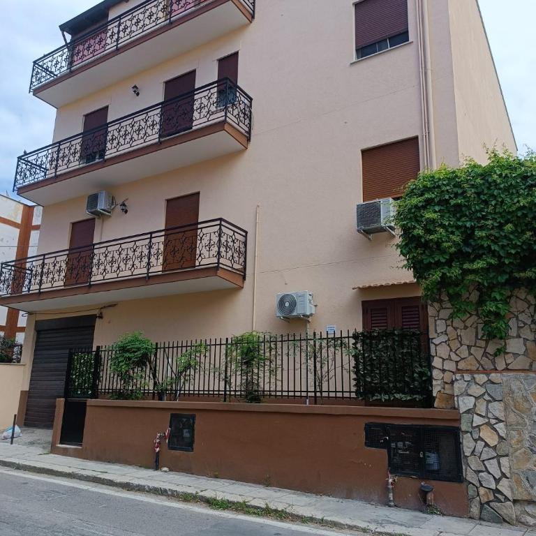 La casetta di Cecilia - Two-Bedroom House - 2