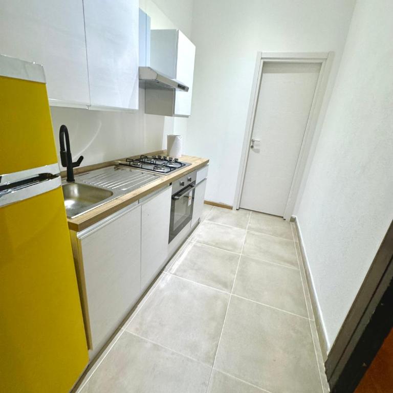 ApartHotel Verona Centro - Appartamento con 2 Camere da Letto - 8
