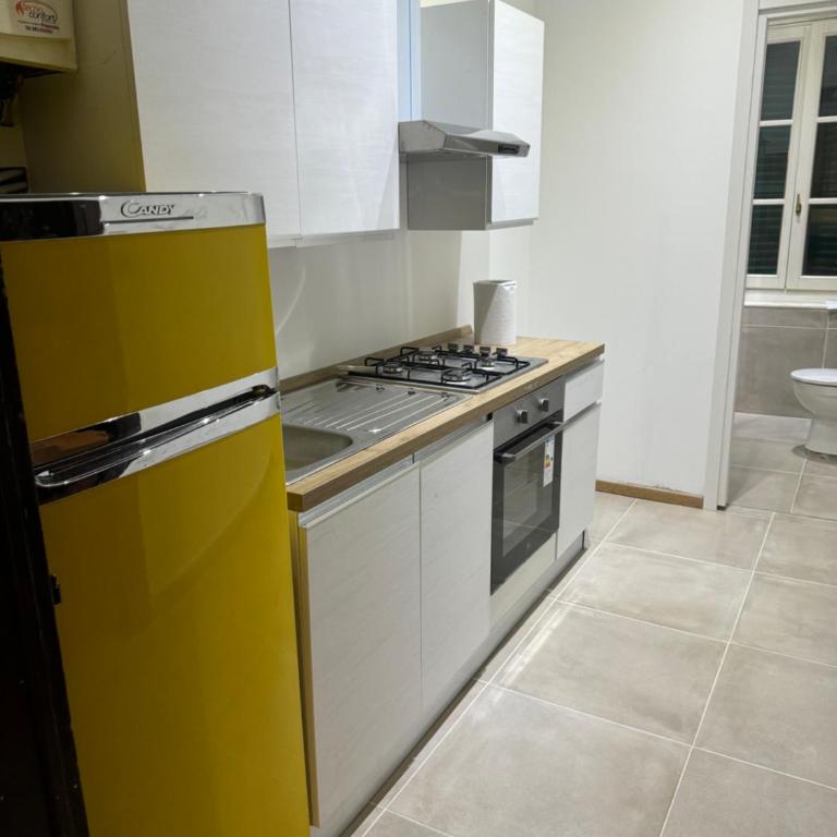 ApartHotel Verona Centro - Appartamento con 2 Camere da Letto - 11