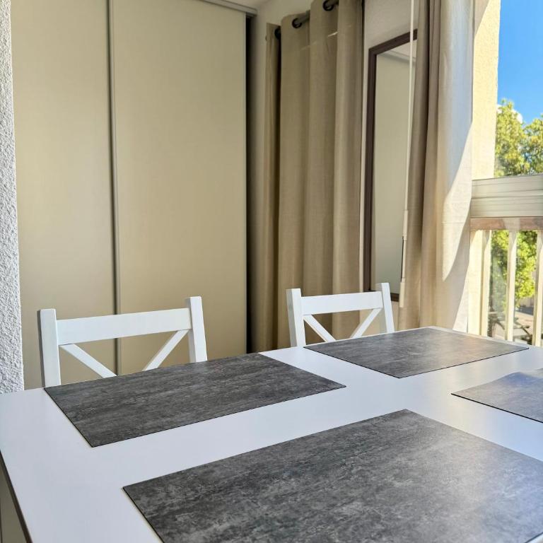 Le petit port - Port du Cap d'Agde - Parking - Clim - 2pers - Histoire de clés - Appartement 1 Chambre - 14