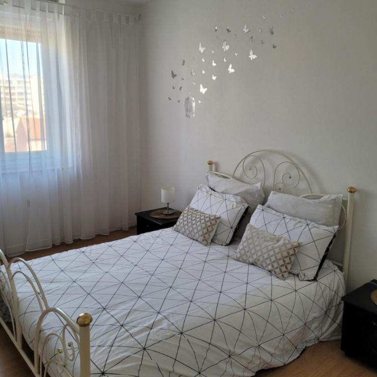 Appartements Au Cros De Cagnes - Appartement avec Balcon et Vue sur la Mer - 38
