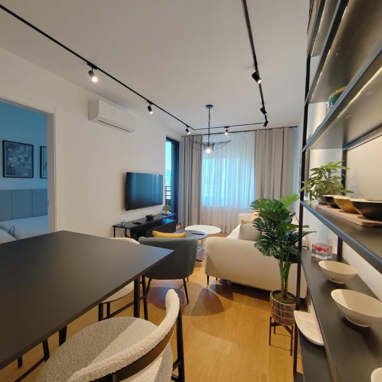 New Luxury Suite with Garrage - One-Bedroom Apartment - 4