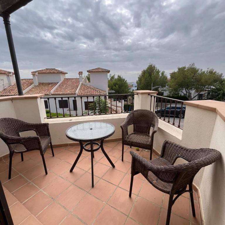 Bungalow de 3 dormitorios en Sierra Cortina - Casa de 3 dormitorios - 14