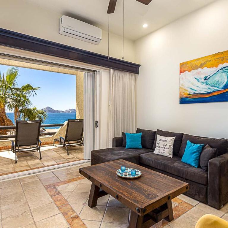 Stunning 2 BR with Ocean Views & Jacuzzi by the Beach - Apartamento - 13