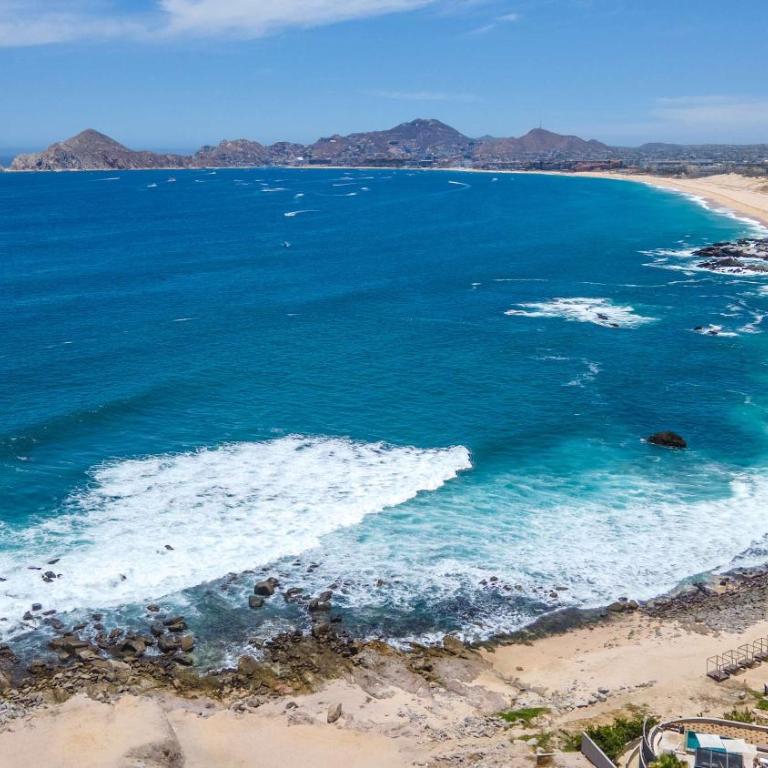 Stunning 2 BR with Ocean Views & Jacuzzi by the Beach - Apartamento - 39