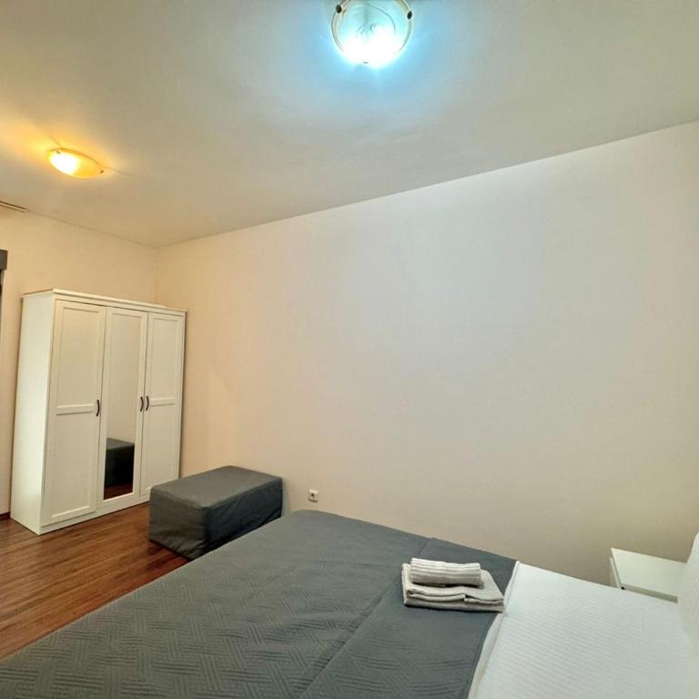 Two bedroom apartment Andrej - Apartman sa 2 Spavaće Sobe - 9