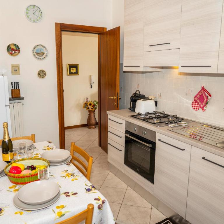 Rosa House Varenna - Casa con 2 Camere da Letto - 8