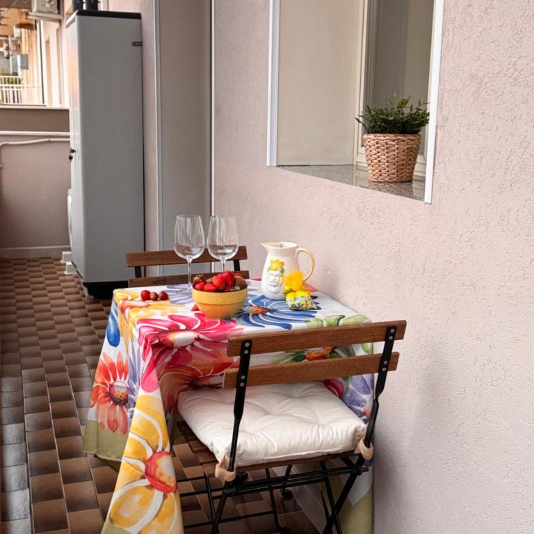 D'amari:[Pozzallo 250 metri dal mare] Suite U'Suli - Appartamento con 1 Camera da Letto - 2