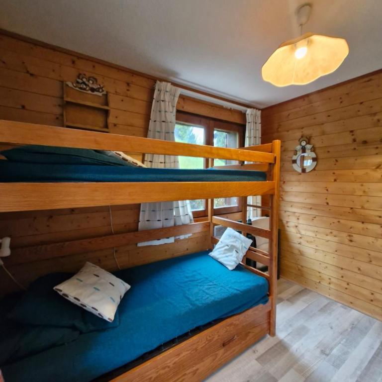Apartment with garden in Demi-Quartier - Appartement - 4