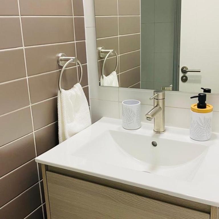 New Fully Equipped Apt & Parking - Apartamento de 1 dormitorio - 15