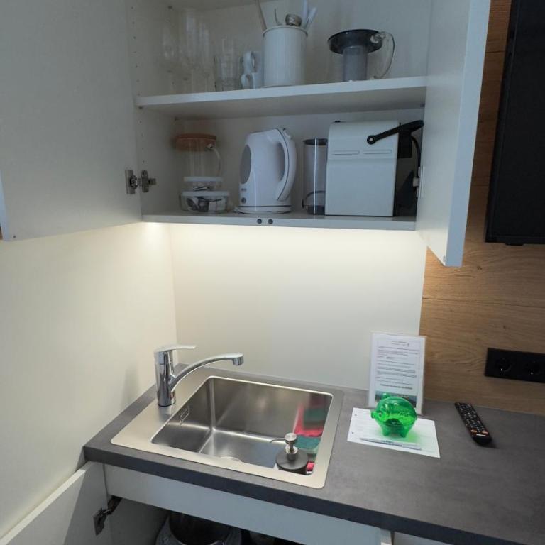 Guesthouse Mozart - Apartment House - Doppelzimmer mit eigenem Bad - 1