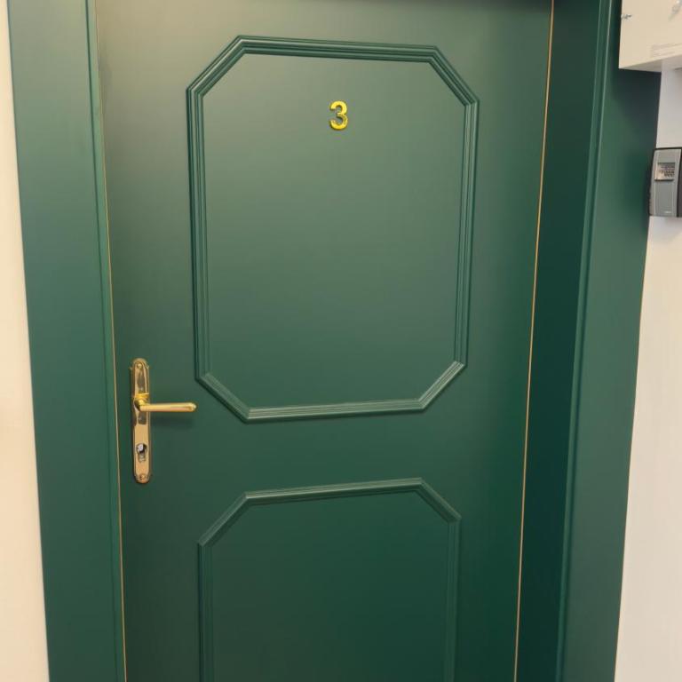 Guesthouse Mozart - Apartment House - Doppelzimmer mit eigenem Bad - 2