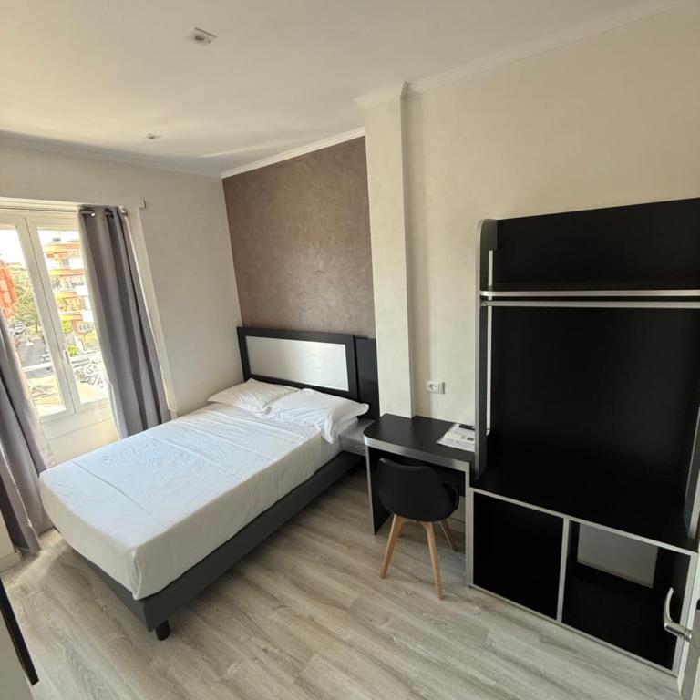 Hotel Laura - Standard Double Room - 2