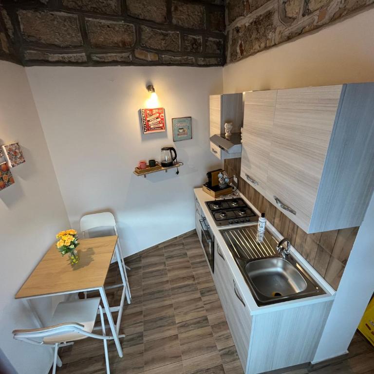 Alberto's Place - Appartamento con 1 Camera da Letto - 2