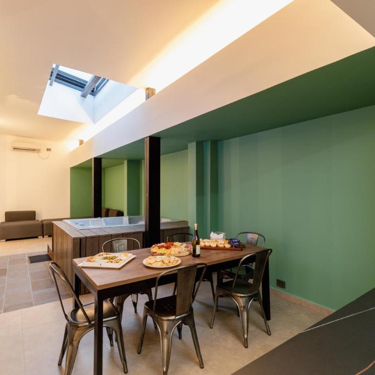 Ll 203 4BR 4Bath Apartment close to lleras park - Poblado - Medellín - Apartment - 58