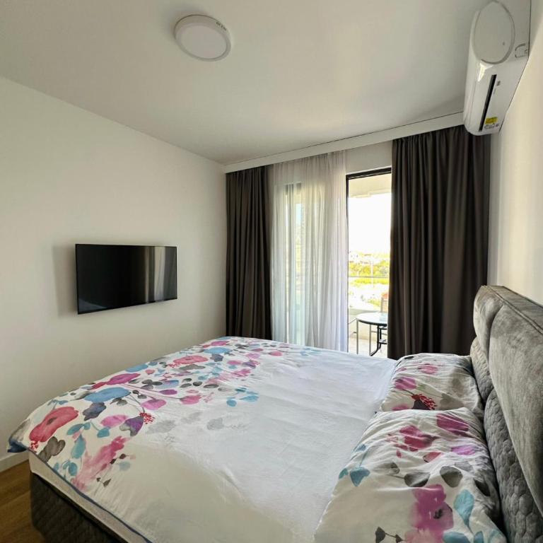 Apartment Novi Bar - One-Bedroom Premium Apartment with Ocean View - 7