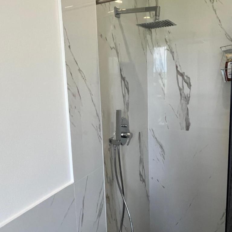 Angy House 25 - Appartamento con 1 Camera da Letto - 5