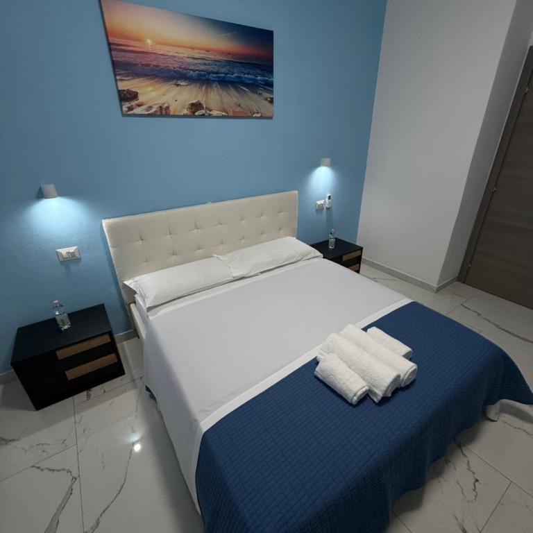 Luna Guest House - Camera Matrimoniale con Bagno Privato - 4