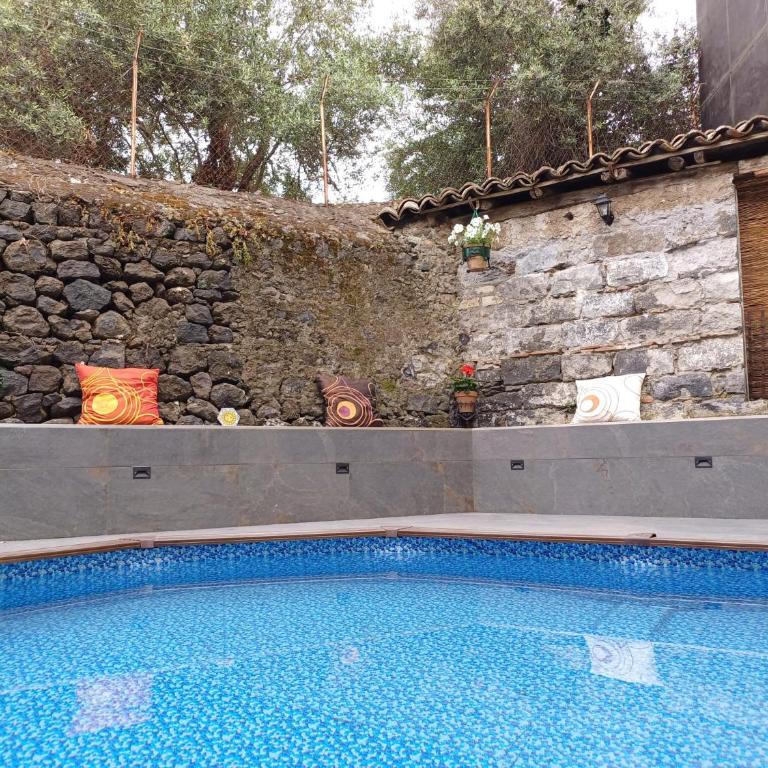 La Rosa dell'Etna - Casa Vacanze con 3 Camere da Letto - 4