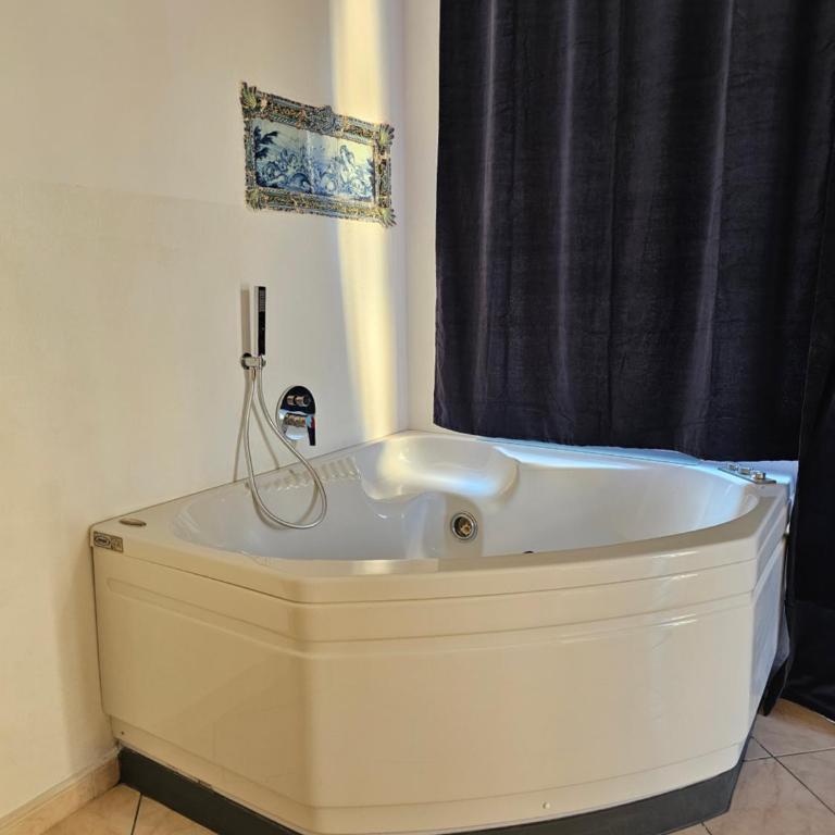 Casa Atena, spaziosa, romantica con idromassaggio privato - One-Bedroom Apartment - 31