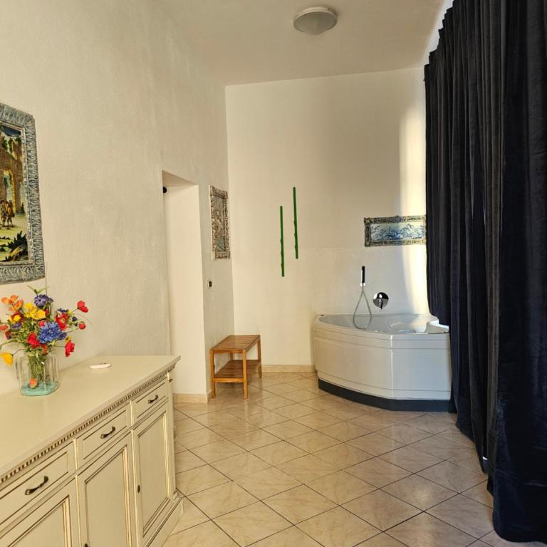 Casa Atena, spaziosa, romantica con idromassaggio privato - One-Bedroom Apartment - 38