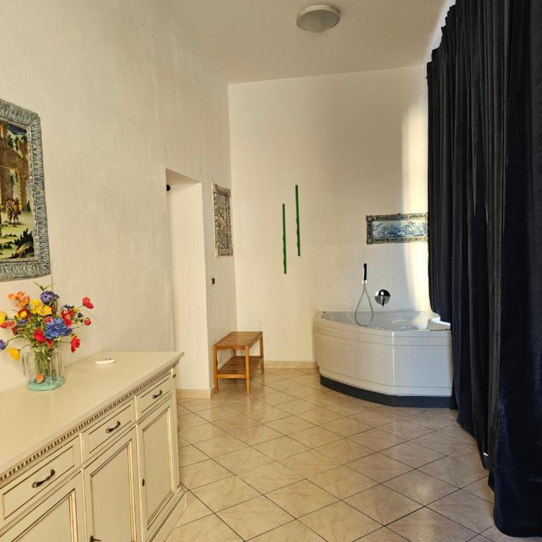 Casa Atena, spaziosa, romantica con idromassaggio privato - One-Bedroom Apartment - 40