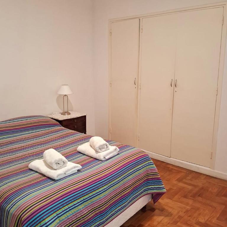 Amplio y céntrico departamento - Apartamento de 2 dormitorios - 13