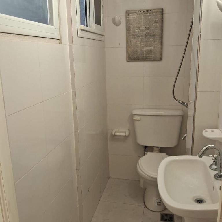 Amplio y céntrico departamento - Apartamento de 2 dormitorios - 18